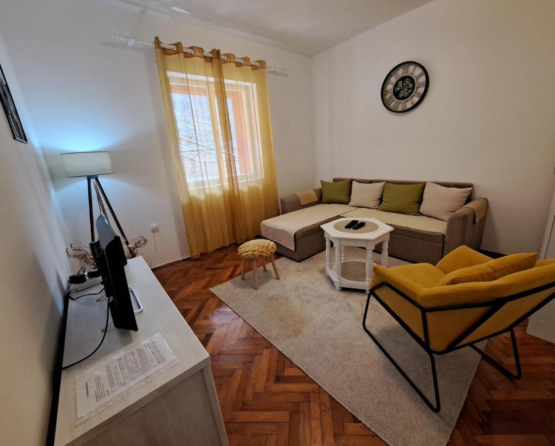 Red House Apartment Kotor Exterior foto
