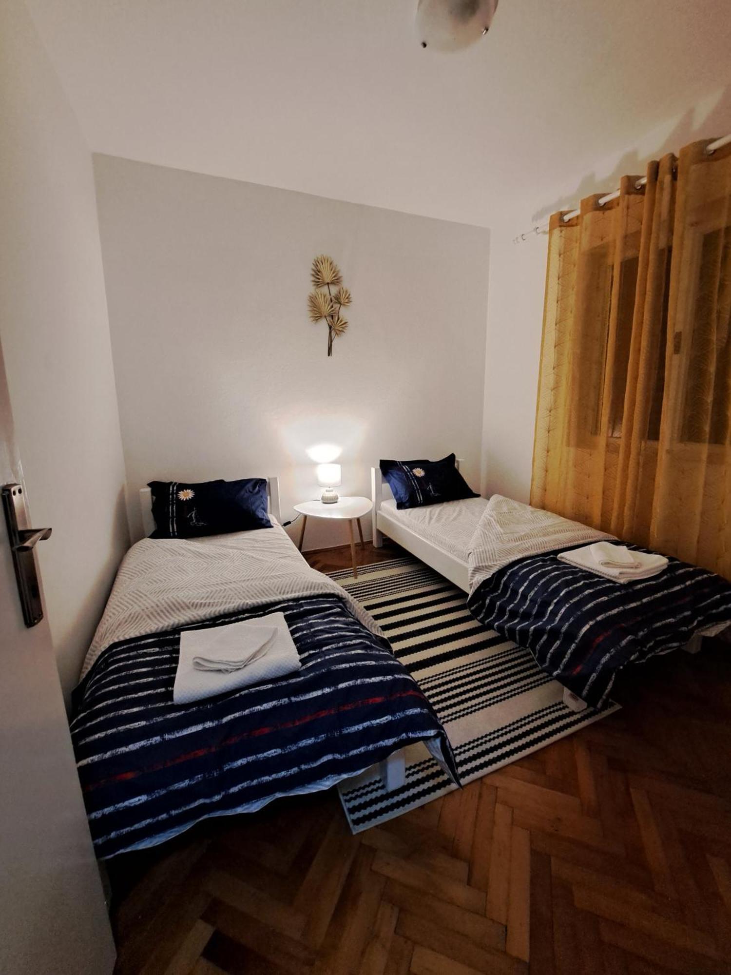 Red House Apartment Kotor Exterior foto